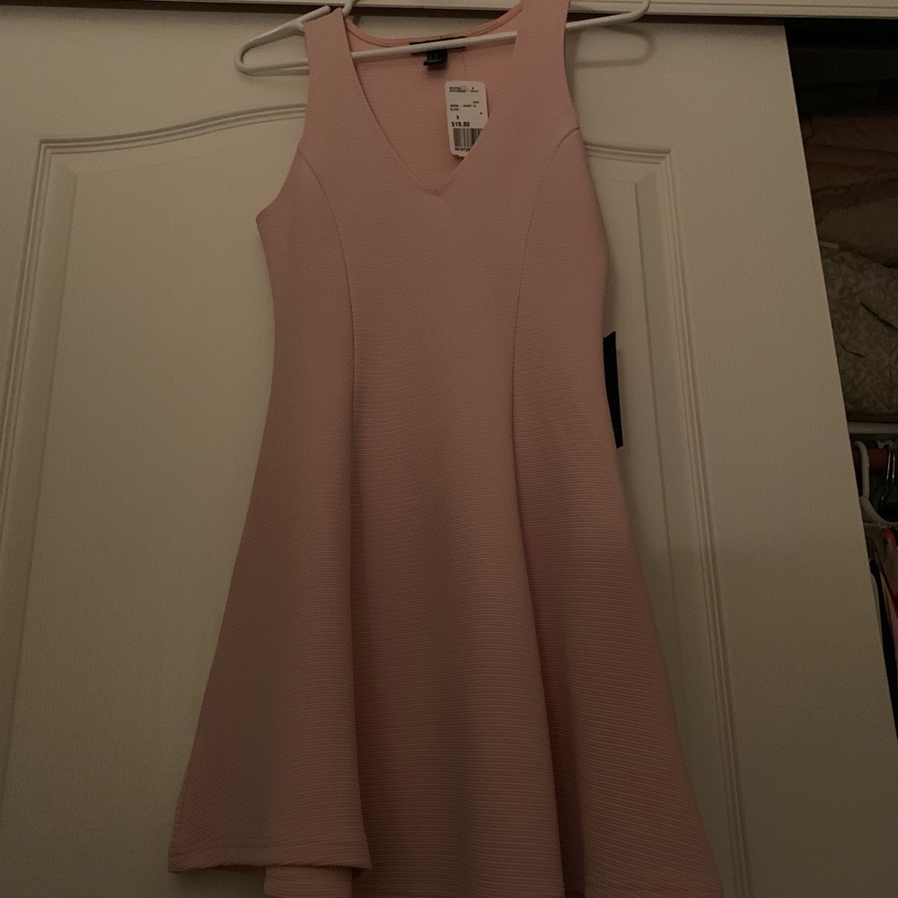 Forever 21 baby pink dress